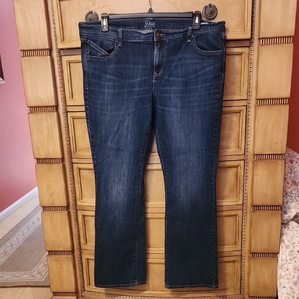 Old Navy Diva Women's Deep Blue Boot Cut Jeans
